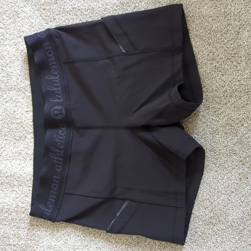 Lululemon size 8 black biker shorts